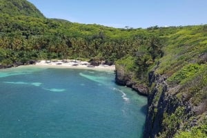 Las Galeras: Playa Madama Guided Hike with Beach Time