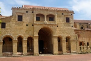 ラスガレラス：プライベートなプラヤ・フロントン＆プラヤ・マダムのボートツアーをご案内します