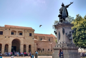 ラスガレラス：プライベートなプラヤ・フロントン＆プラヤ・マダムのボートツアーをご案内します