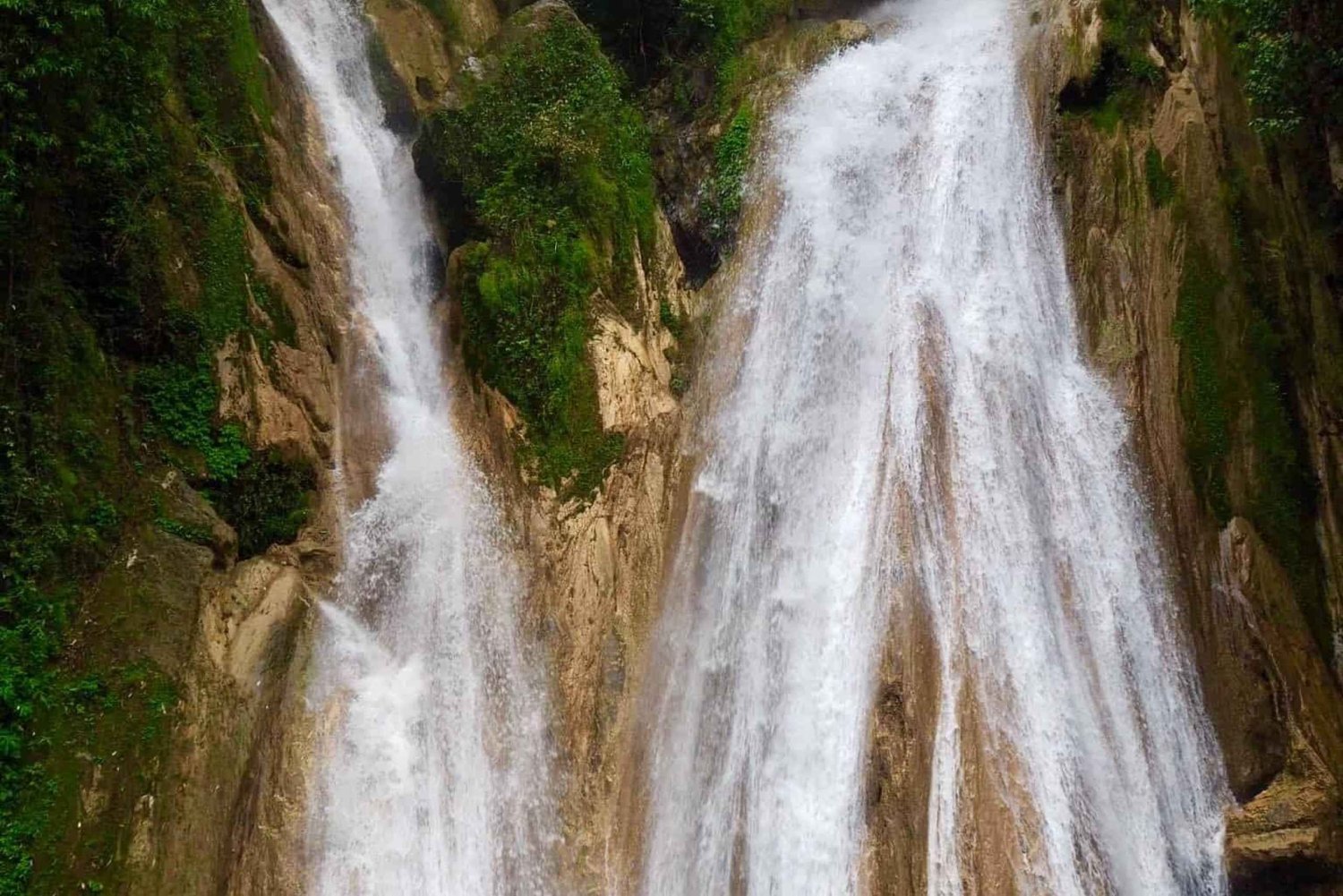 Location: El Limón Waterfall Horseback Riding Tour