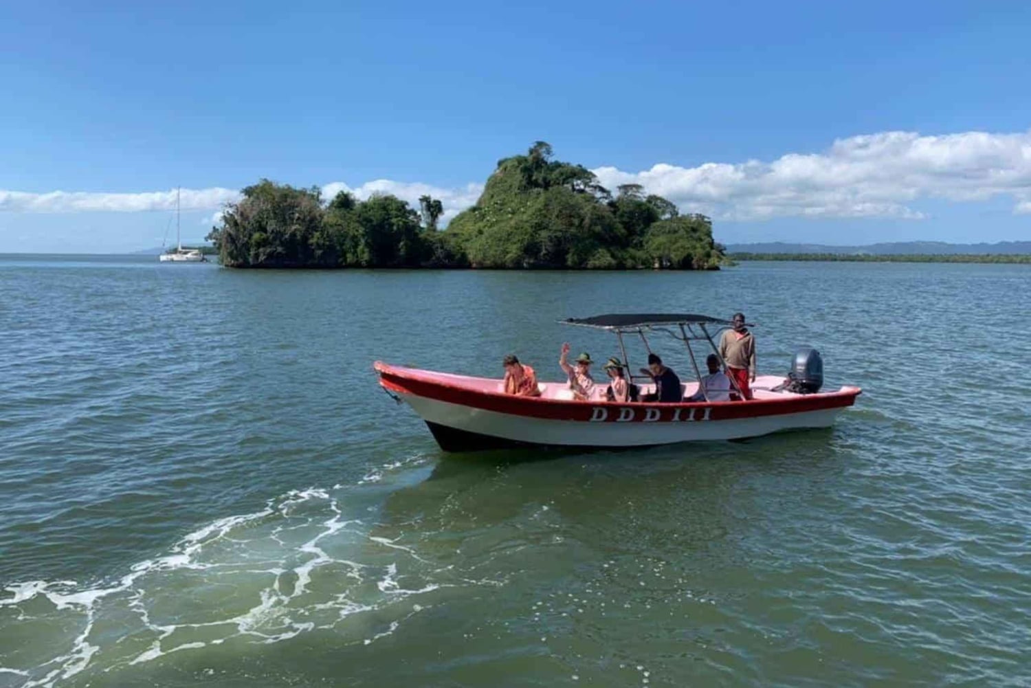 Los Haitises: Kayaking, Hiking, and Caving Tour with Lunch