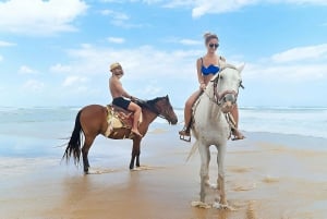 Aventure équestre sur la plage et dans la forêt de Macao