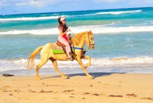 Aventure équestre sur la plage et dans la forêt de Macao