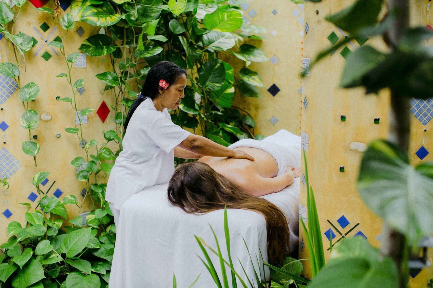 Massage at Natura Cabana SPA