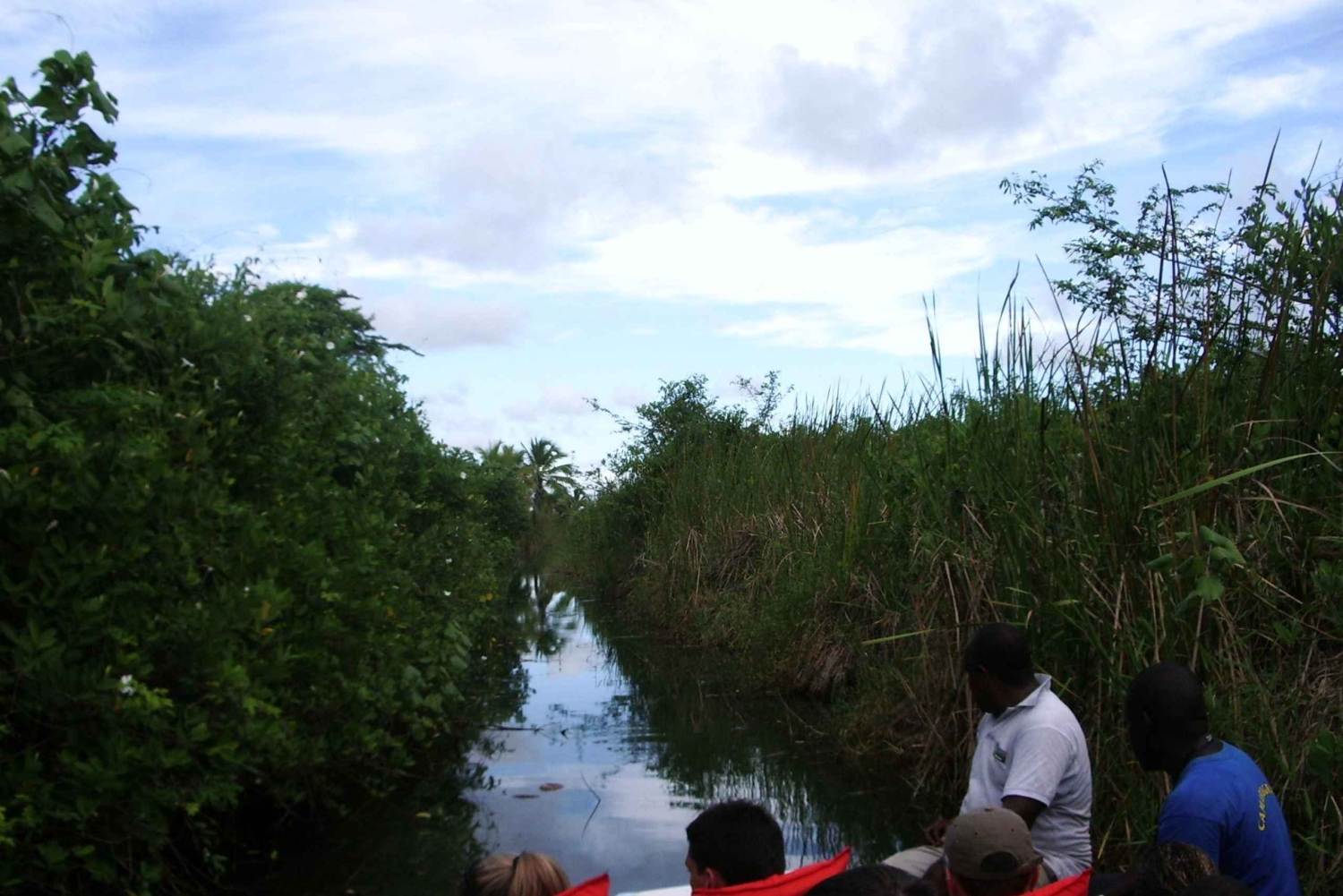 Miches: El Limón Lagoon Guided Kayak Tour with Guide