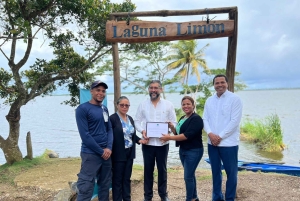 Miches: El Limón Lagoon Guided Kayak Tour with Guide