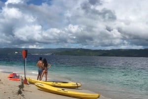 Miches: Laguna El Limón Kayak and Horseback Riding Tour