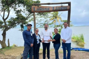 Miches: Private Kayak Excursion Through El Limón Lagoon