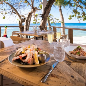 Minitas Beach Club & Restaurant