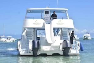 Fiesta en barco catamarán trinidad| snorkel| playa privada