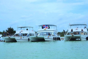 Bateau de fête avec plongée en apnée et open bar à Punta Cana