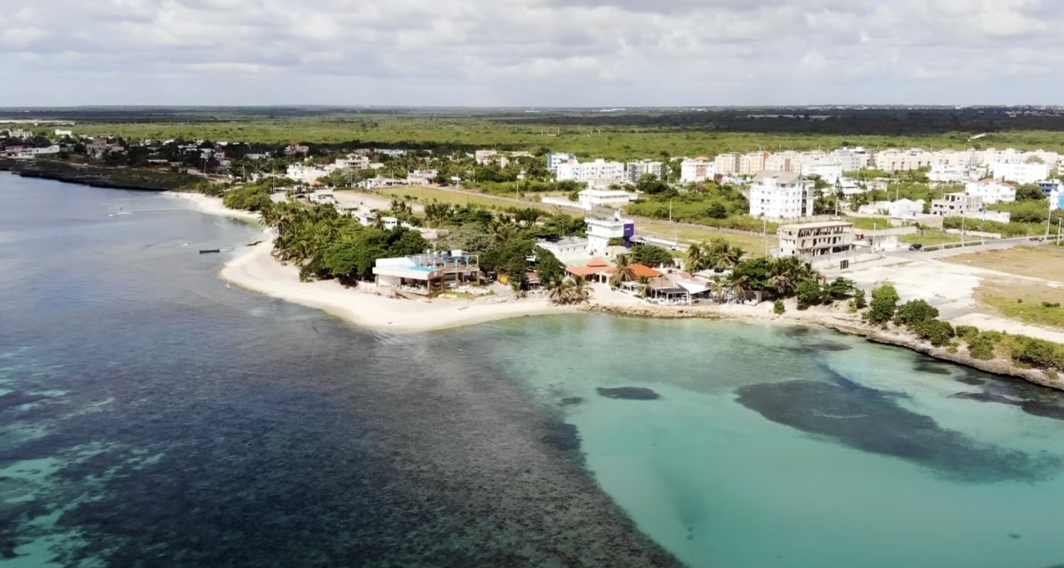 Playa Caleta La Romana