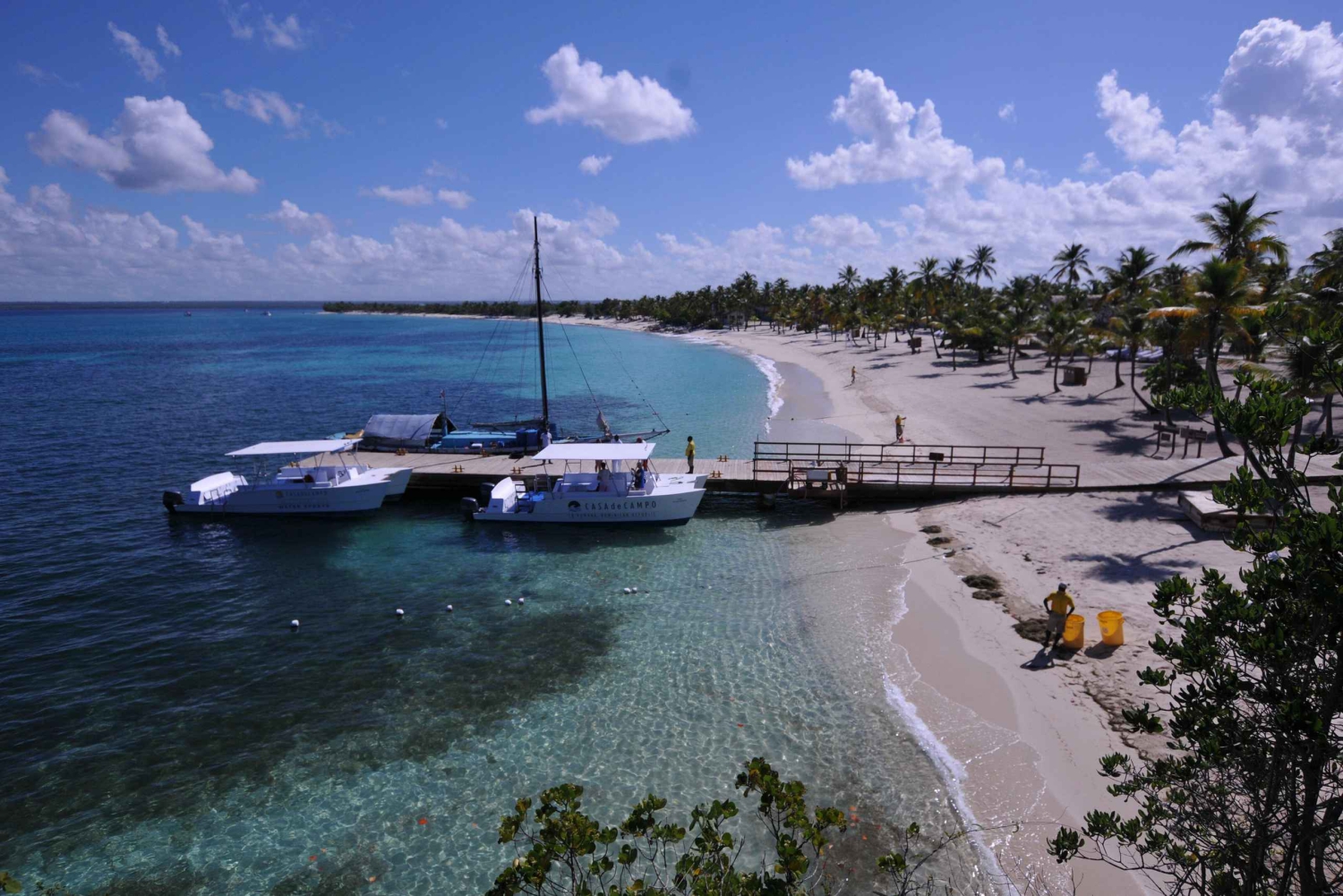 Private Catalina Island Snorkel & Beach Day from Punta Cana