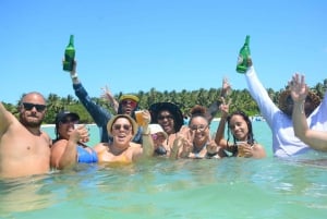 Crociera privata in catamarano a Punta Cana, open bar e snorkeling