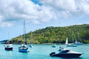 Privat: Katamaran-Tagestour nach Cayo Levantado