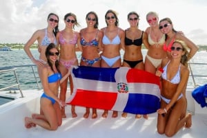 Tour privato in catamarano a Punta Cana: Festa alcolica+Snorkeling