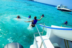 Tour privato in catamarano a Punta Cana: Festa alcolica+Snorkeling