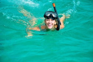 Tour privato in catamarano a Punta Cana: Festa alcolica+Snorkeling