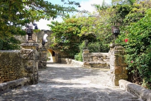 Private: Cigar Tour, Altos de Chavón, and Maravillas Caves