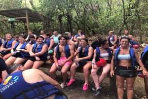 Privado: Caminhada e almoço nas Cataratas de Damajagua