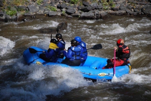Aventura privada de rafting en el río Yaque del Norte en Jarabacoa