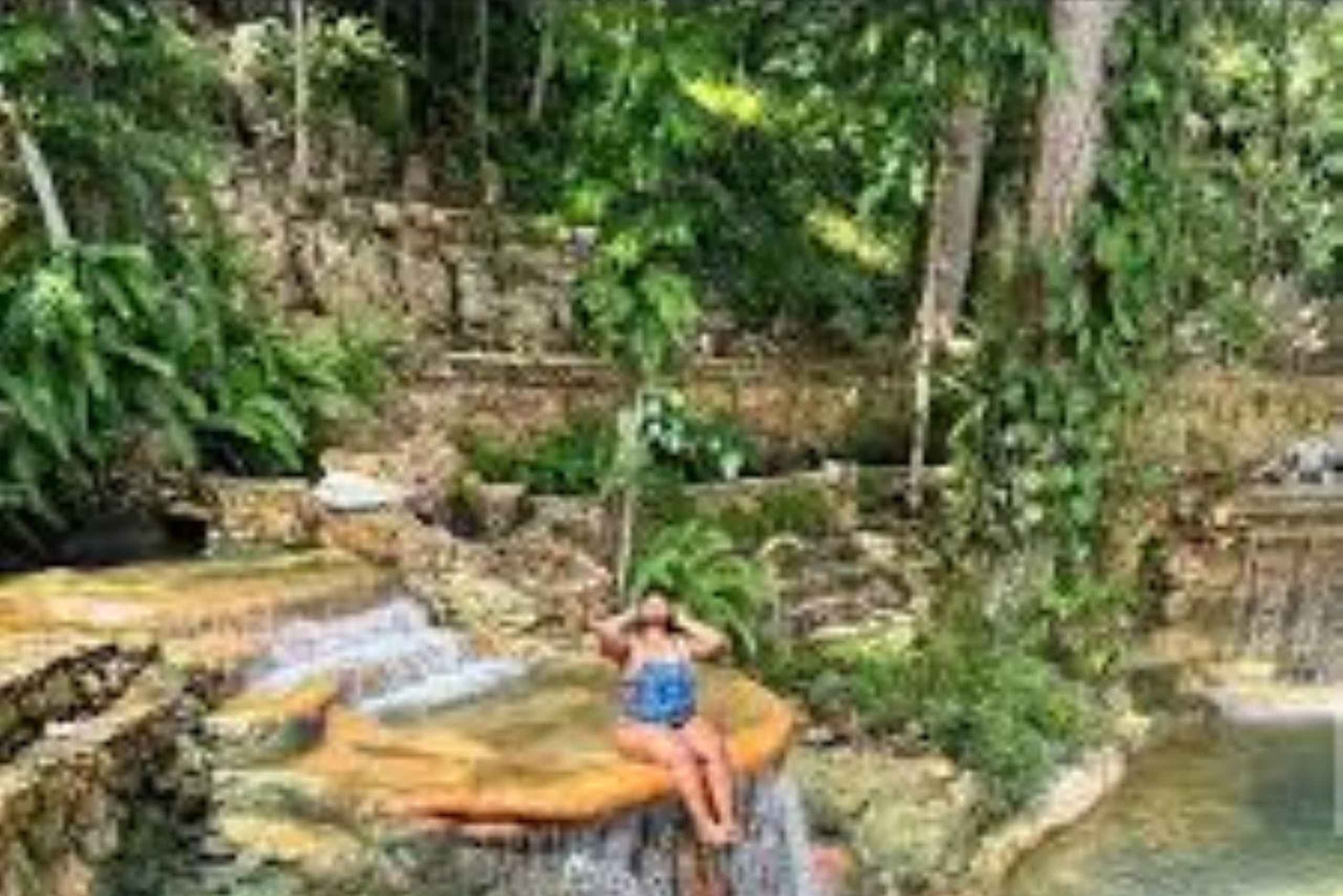 プライベート：ロス・アイティセス国立公園＆カニョ・オンドの天然プールを体験しましょう