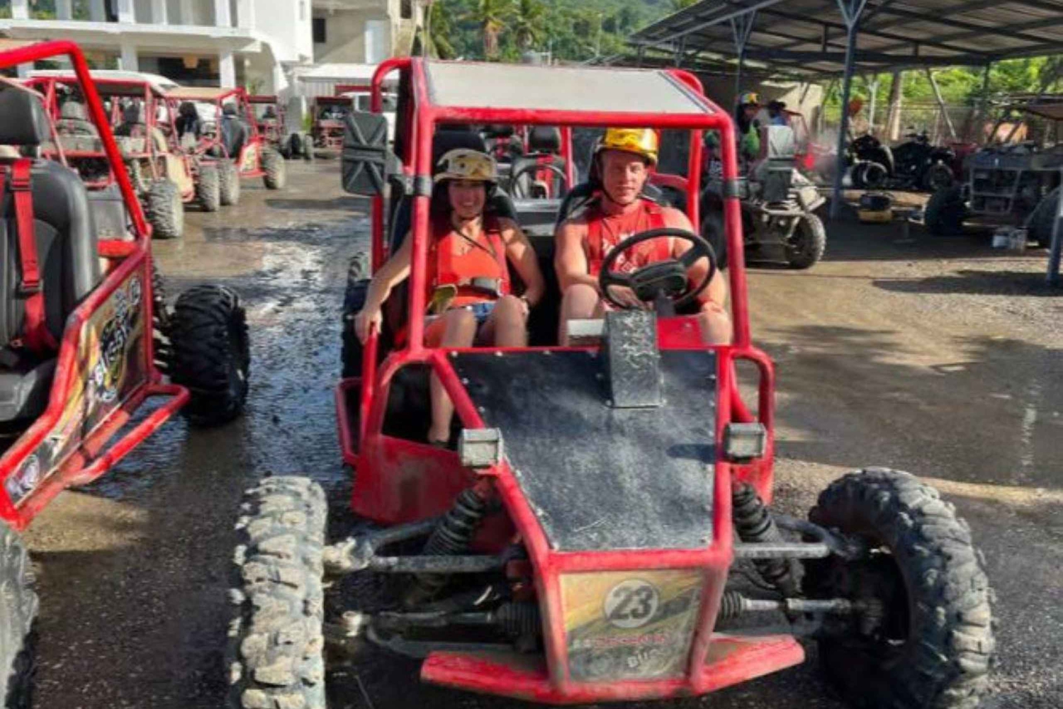 Privat: Off-road buggyresa för 2 personer med snacks och drycker