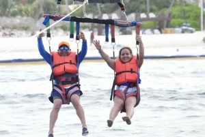Privat: Parasailing-Abenteuer mit Hotelabholung