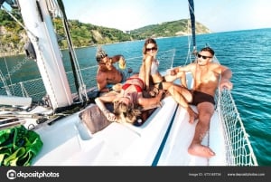 Private Party boat catamaran excursion + drinks and Barbecue