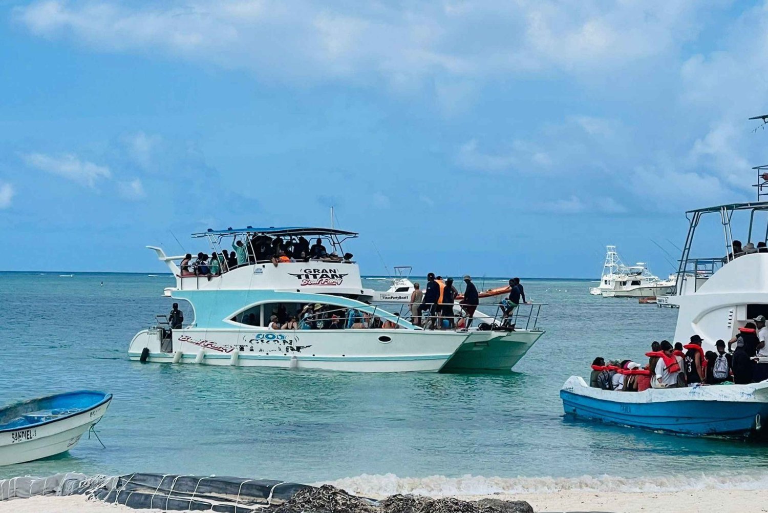 Private Party Boat Punta Cana, Free Drinks and Private Transportation Included