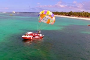 Privat: Boogieboarding og parasailing i Punta Cana