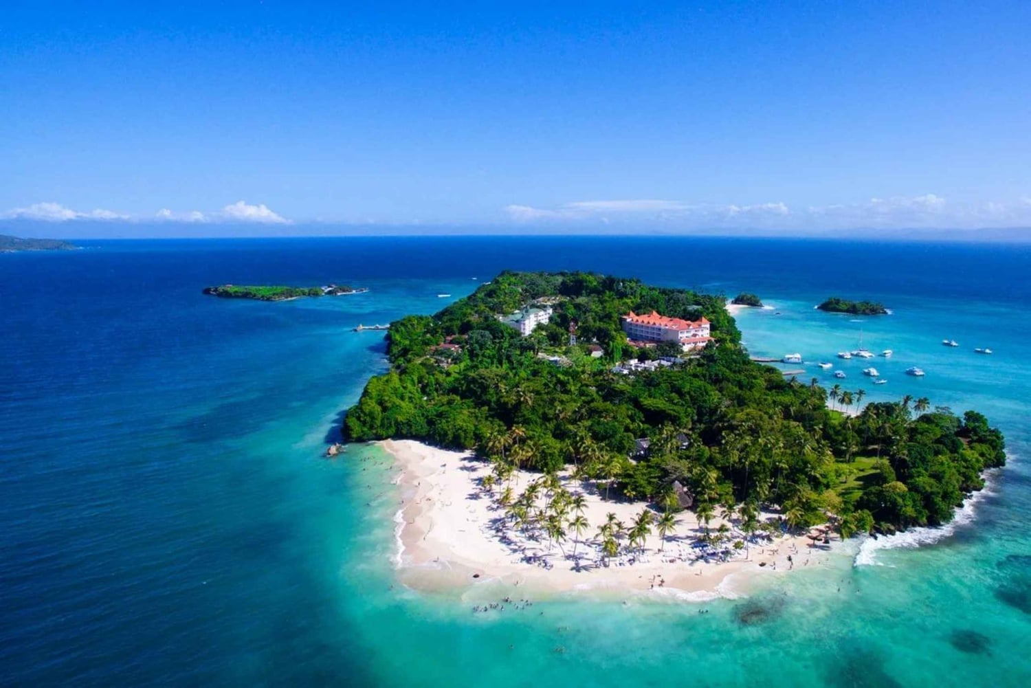 Privado: yate privado a Cayo Levantado y santuario de ballenas