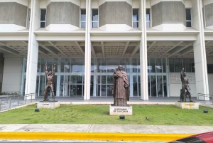 Private tour: History and Iconic Modern Monuments in Santo Domingo