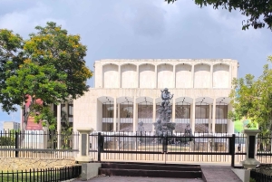 Private tour: History and Iconic Modern Monuments in Santo Domingo
