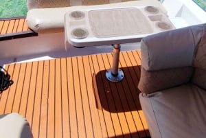 Privat yacht-tur med snorkling, lagun och vild strand