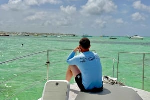 Privat yacht-tur med snorkling, lagun och vild strand