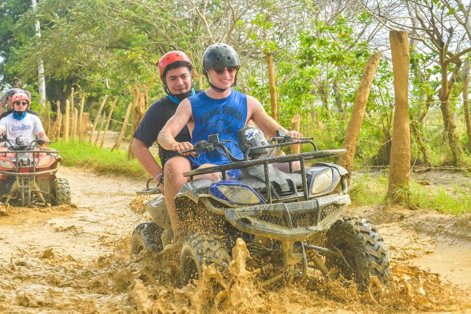 Puerto Plata: ATV-ajelu ja apinat + lounas