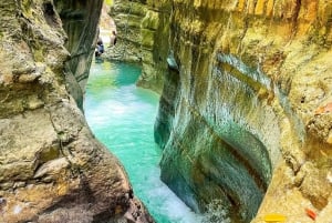 Puerto Plata: Damajagua Waterfalls Canyoning og cocktail