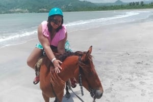 Puerto Plata: Horseback Adventure on the Beach, Countryside, and City (Maimón)