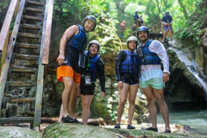 Puerto Plata: Jeep Safari Adventure to the 7 Damajagua Waterfalls