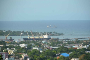 Puerto Plata: Monkey Tour and Dominican History and Culture City Tour