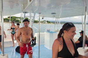 Puerto Plata: Catamaran Party Boat naar Sosua Bay