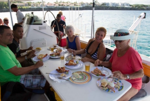 Puerto Plata: Sosúa Catamaran Day Trip with Lunch and Drinks