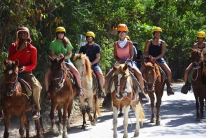 Punta Cana a Caballo: Tour Guiado con Transporte Incluido