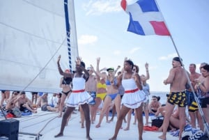 Isola di Saona: Tour per piccoli gruppi della spiaggia e della piscina naturale con pranzo