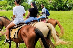 Punta Cana: Tour d'avventura in ATV e a cavallo