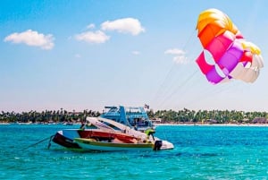 Punta Cana: Boogie Boarding and Parasailing Adventure