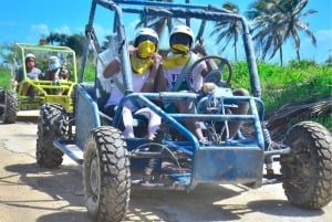 Punta Cana: Boogie Boarding and Parasailing Adventure