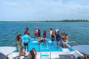 Punta Cana Booze Cruise, Snorkeling, with Sand-Bar