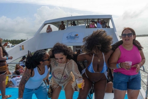 Punta Cana Booze Cruise, Snorkeling, with Sand-Bar